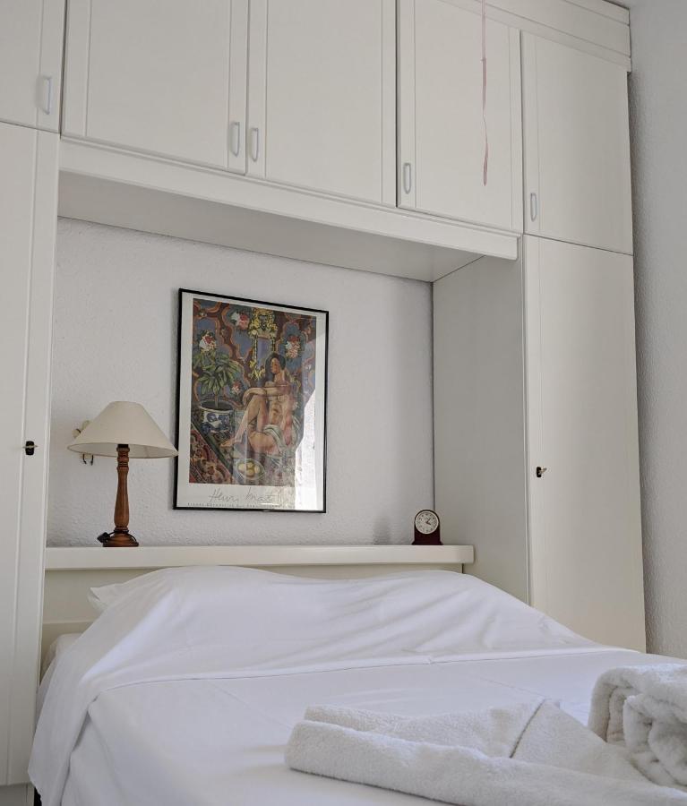Seafront Apartment Пефкохори Экстерьер фото